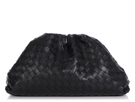 Bottega Veneta’s Maxi Black Intrecciato Nappa The Pouch Online Hot Sale