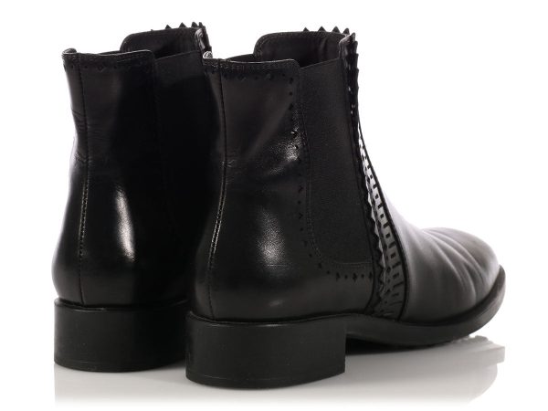 Tod Black Chelsea Ankle Boots For Sale